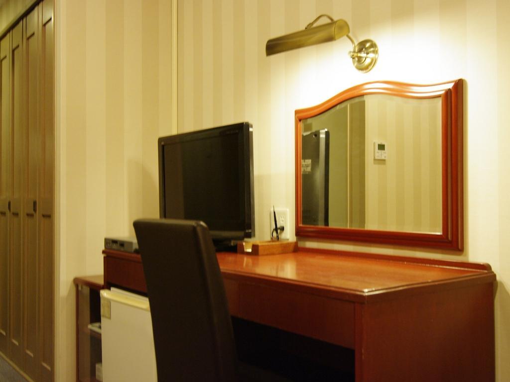 Tsukubanoyu Urban Hotel Værelse billede